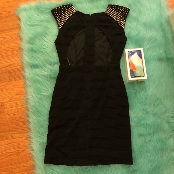 Dress - Picture 2 of 2